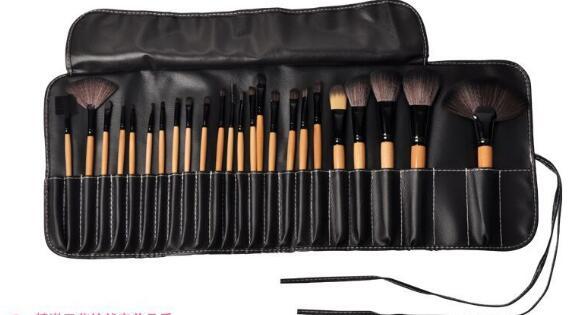 đ 24-delars Makeupborstset i PresentpĂ„se â Komplett Set för Ansikte, Ăgon & Detaljer