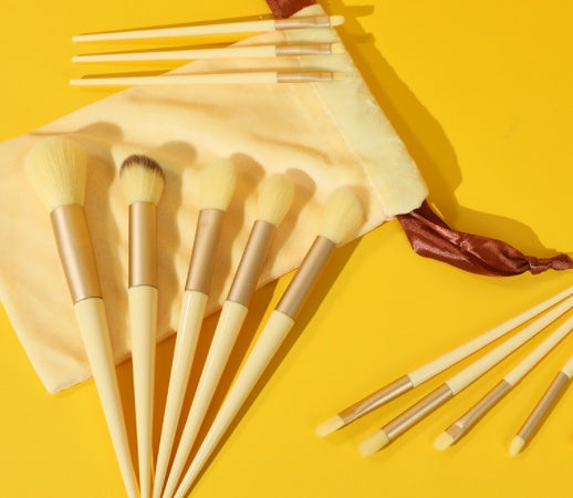 💄 13-delars Sminkborstset – För Bas, Ögon, Läppar & Detaljer